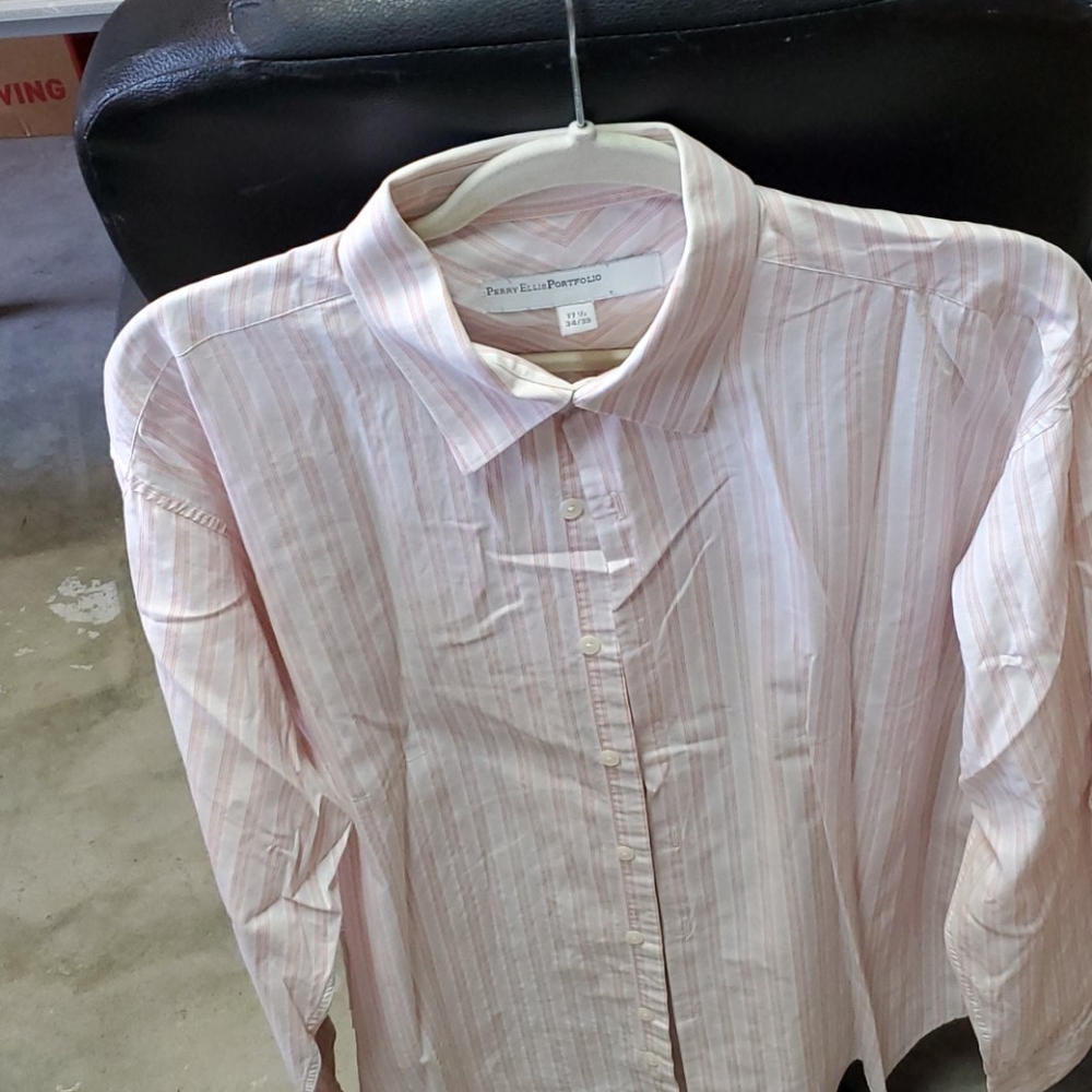 Men's dress shirt